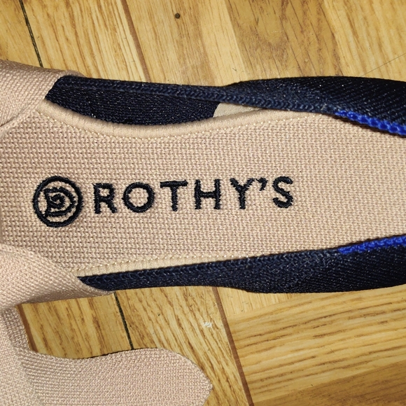 SOLD - Picture 6 of 7